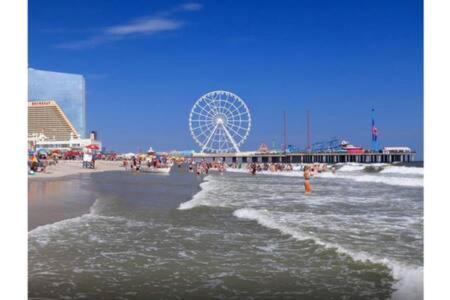 2Br 3Ba Ocean Front Condo On The Boardwalk Cozysuites Atlantic City Ngoại thất bức ảnh